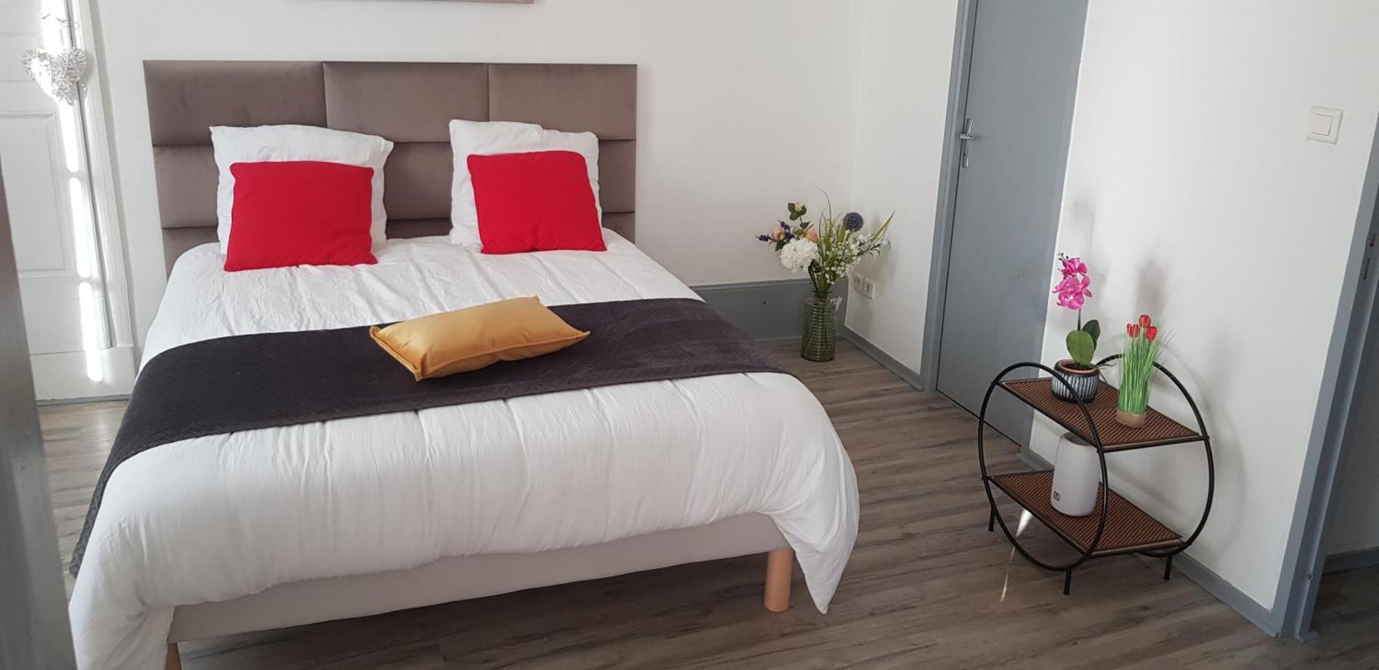 Appartement Cosy Entre Centre Et Hopital à Montluçon Extérieur photo