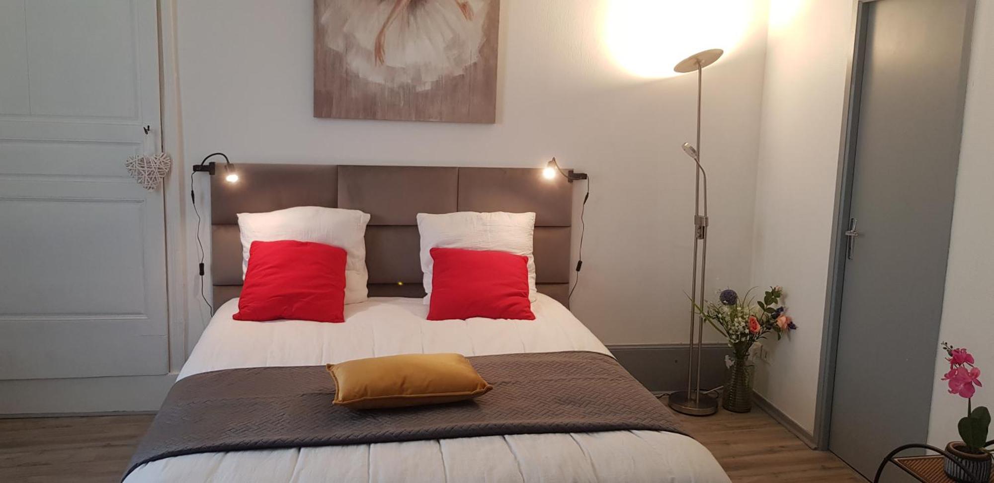 Appartement Cosy Entre Centre Et Hopital à Montluçon Extérieur photo